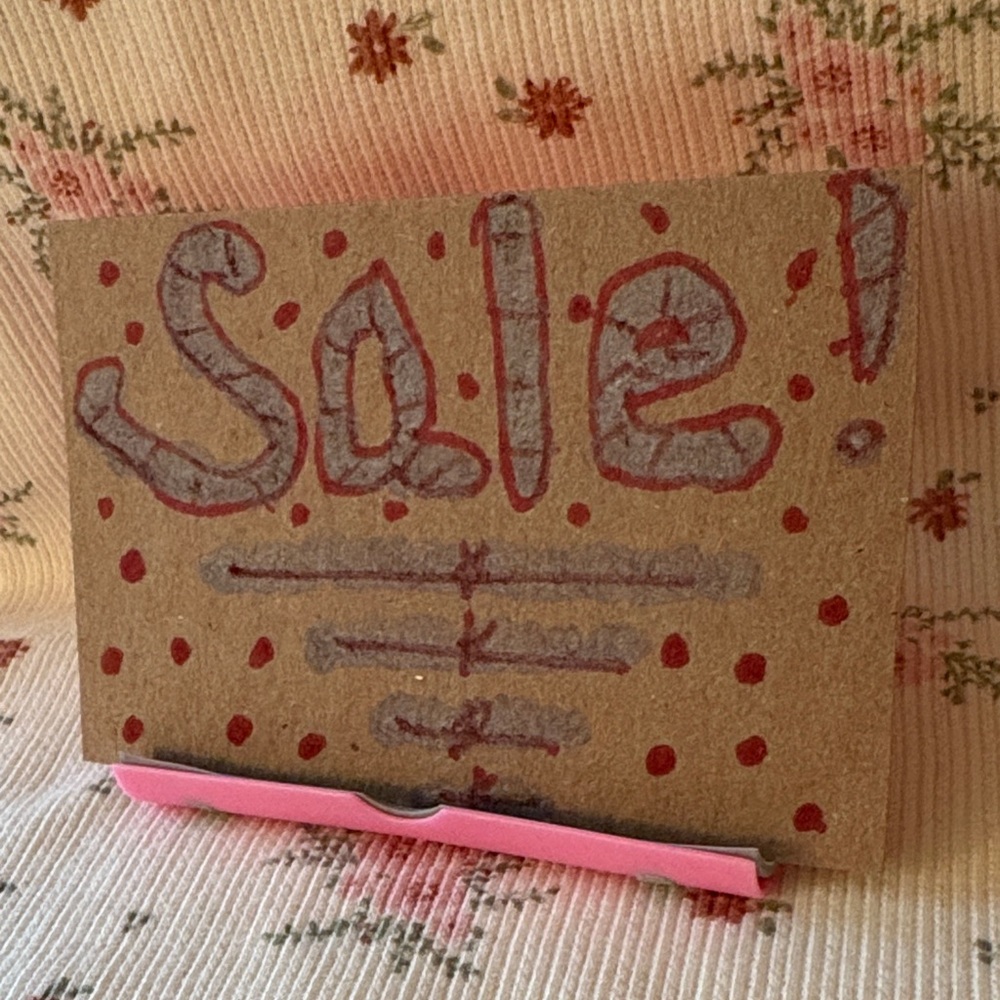 Sale ends Tuesday!  💗💗🌸🌸

💗REDUCED PRICES ON MANY ITEMS!
